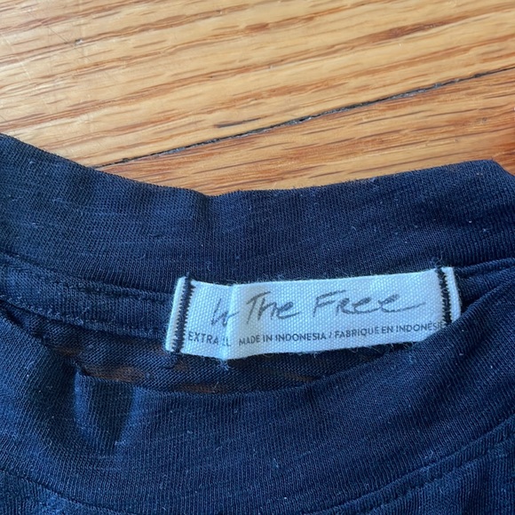 LIKE NEW | We The Free / Free People tee in Black | XS - Picture 5 of 6